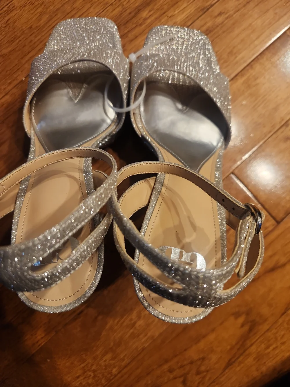 Gianni Bini Metallic Silver Ankle-Strap Women’s Dress Sandals Size 10